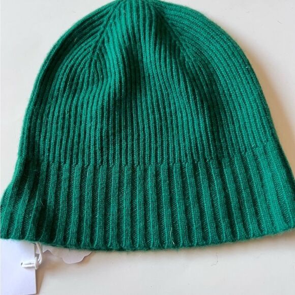 Nordstrom Cashmere Knit Kelly Green Beanie NWT - Picture 3 of 6